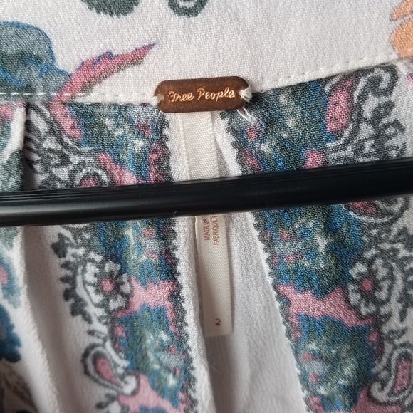 Free People white floral tunic 2 - Picture 7 of 8